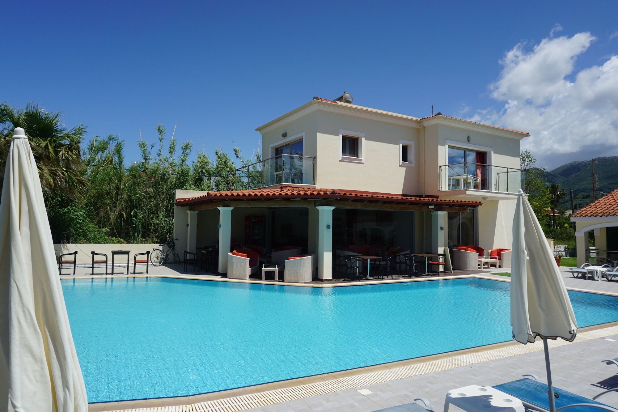 Hotel apartamentowy Sunrose Acharavi (Corfu)
